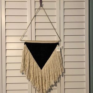 NWT WALL DECOR